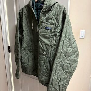 Patagonia Men's Diamond Quilted Bomber Hoody